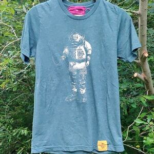 🧑‍🚀 Blood & Whiskey Studio, Graphic Tee, Small